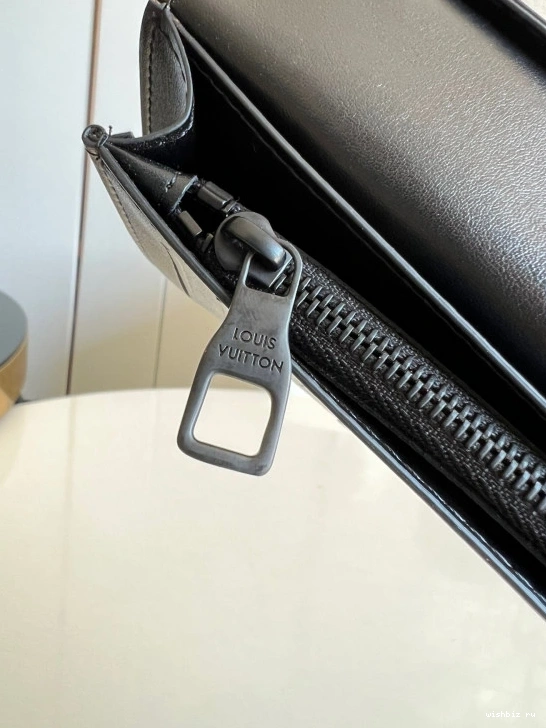 WIS WALLET BRAZZA VUITTON LOUIS 1025